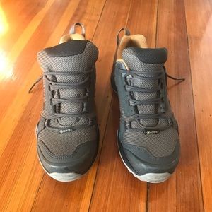 Adidas Terrex AX3 GORE-TEX Hiking Shoes (men’s size 7)